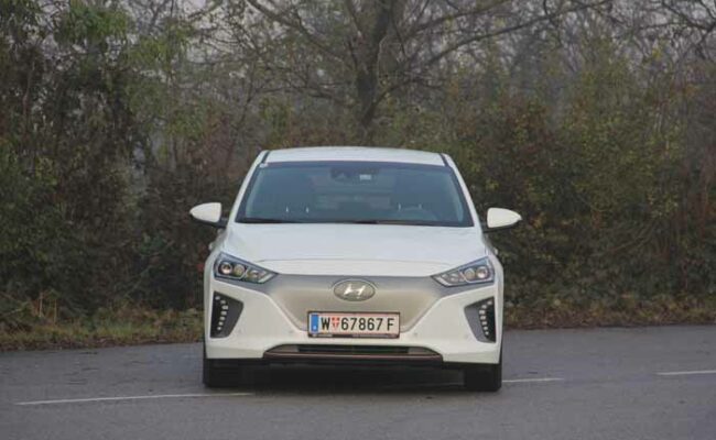 Test Hyundai Ioniq Hybrid und Elektro