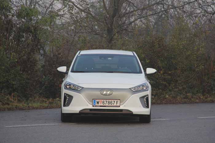 Test Hyundai Ioniq Hybrid und Elektro