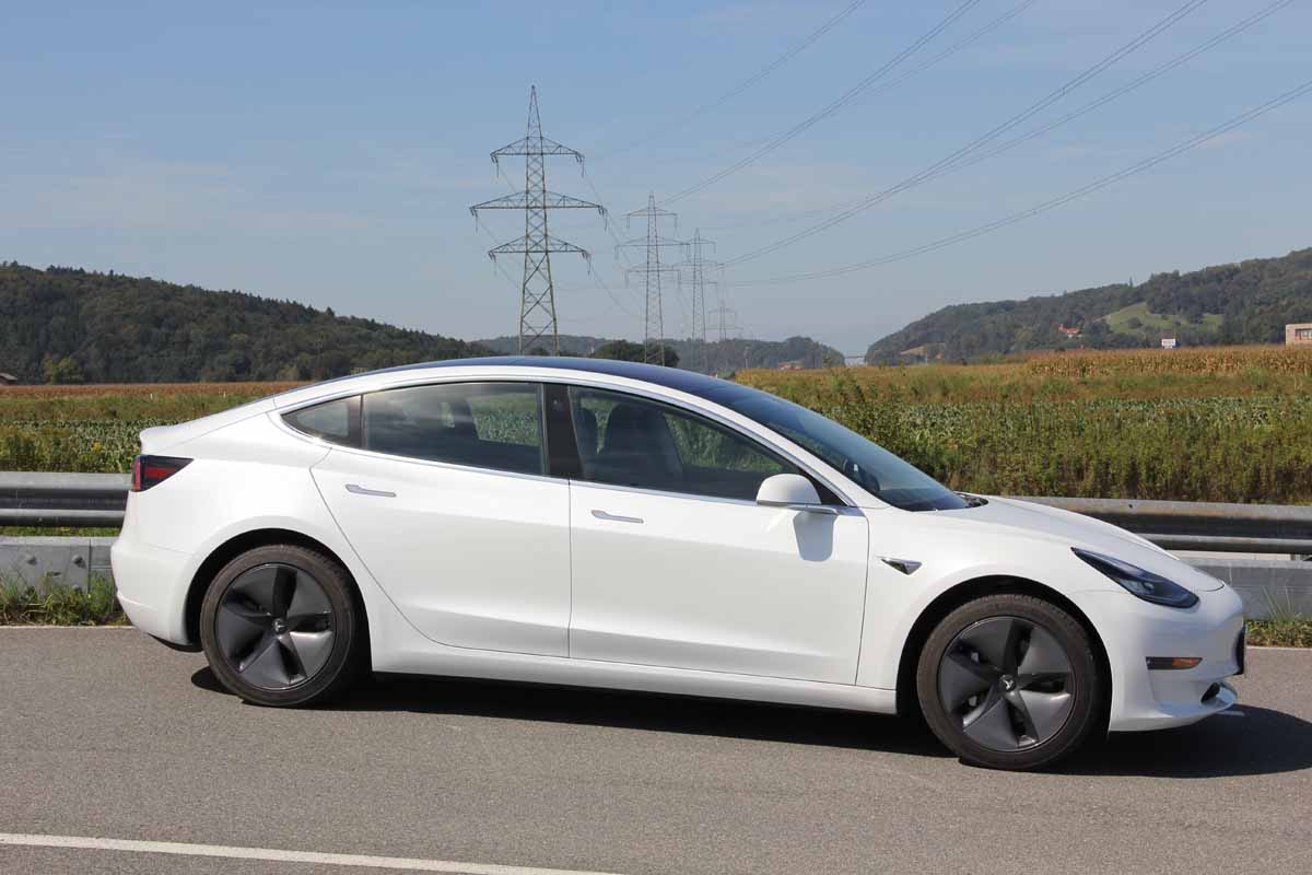 Tesla Model 3: Handlicher ohne Abstriche