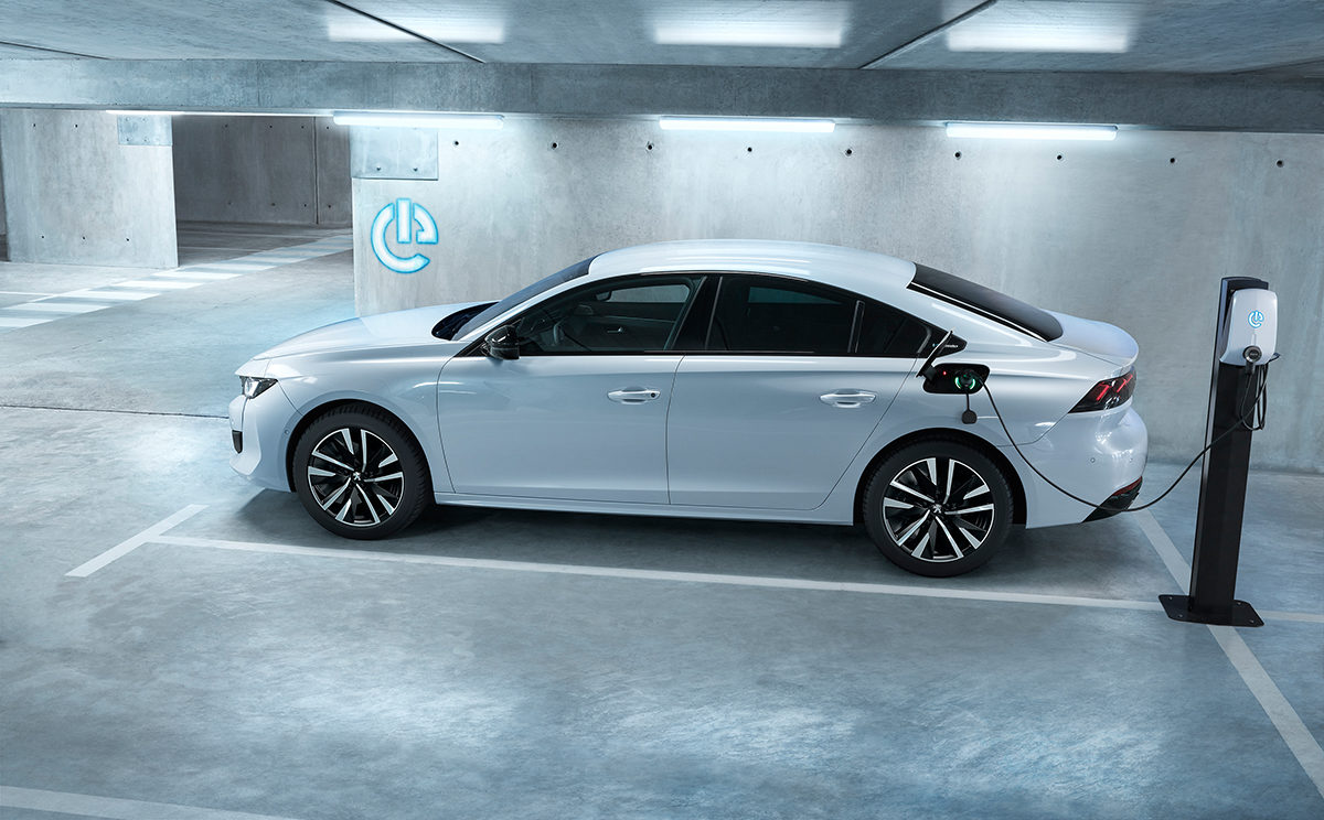 © Peugeot