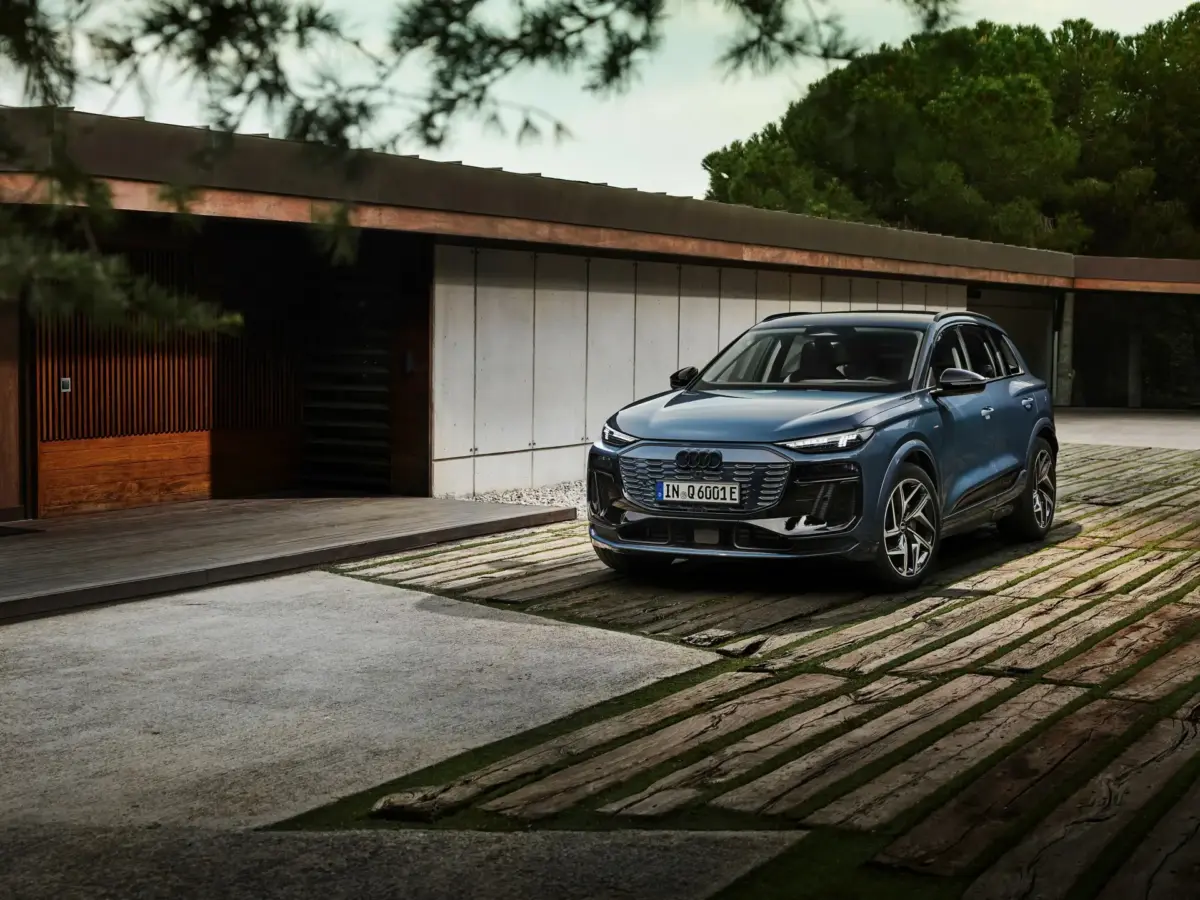 Audi-Q6-SUV-e-tron