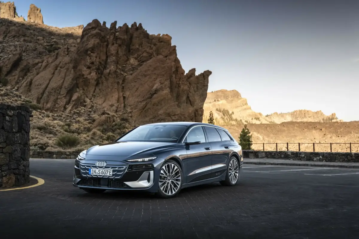 Audi-S6-Avant-e-tron
