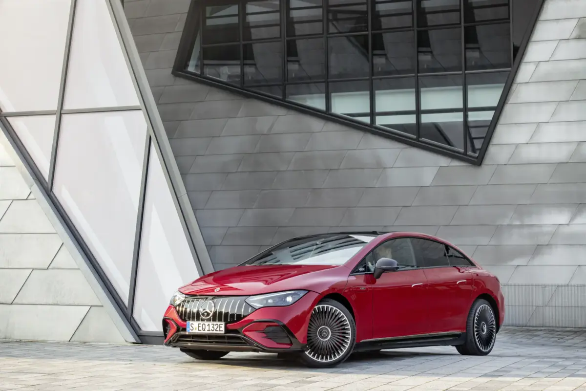 Mercedes-Benz-EQE