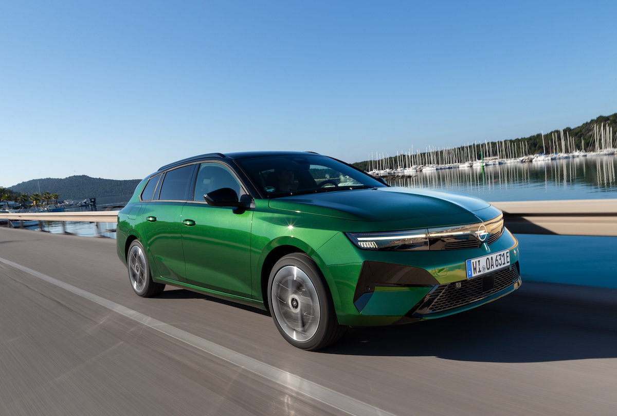 Opel Astra Sports Tourer Electric